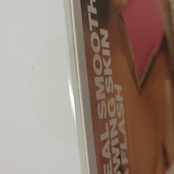 Dermaflash luxe+ bnib dermaplaning skin tool - Picture 5 of 6